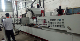 如何測試數控鉆孔機？